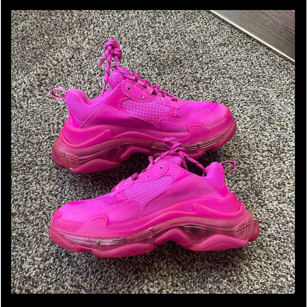 Balenciaga Triple S Chunky-Sole Fuchsia Pink Sneakers Size 38 - Picture 2 of 9